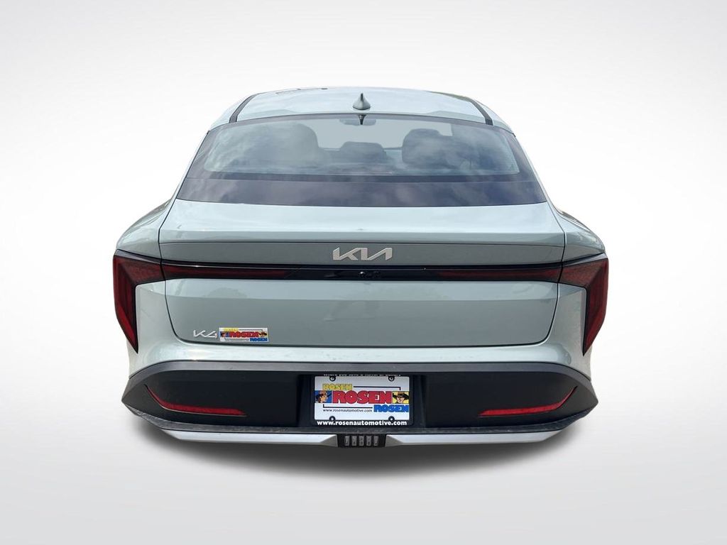 Vehicle image 6 of 40