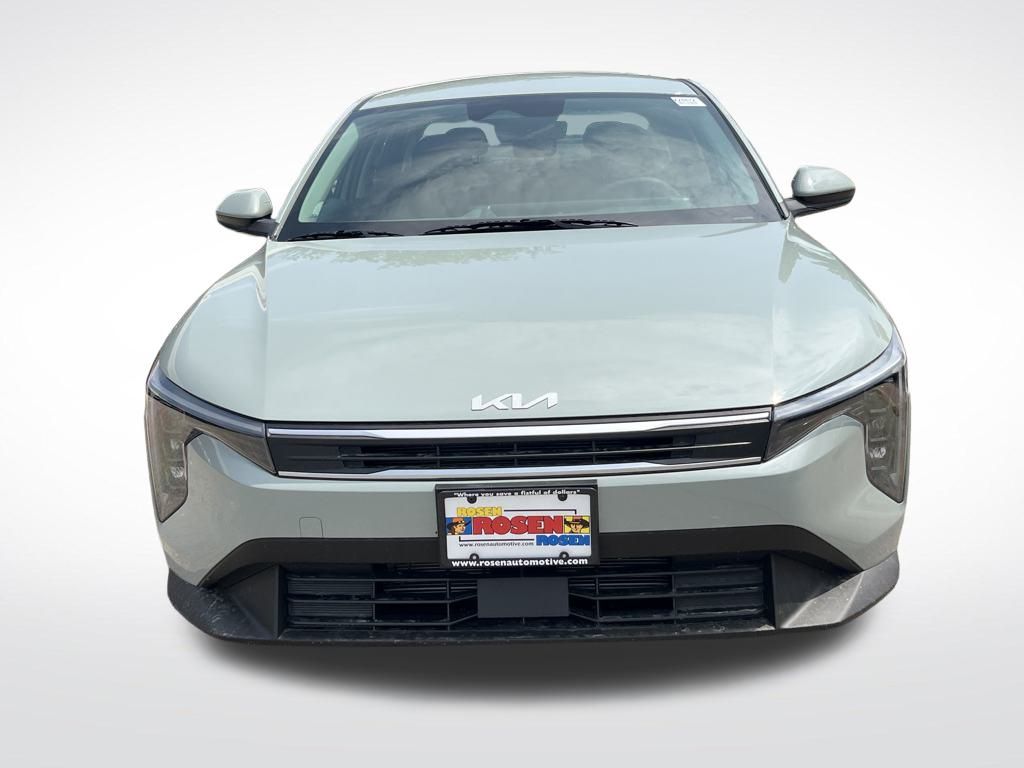Vehicle image 2 of 40