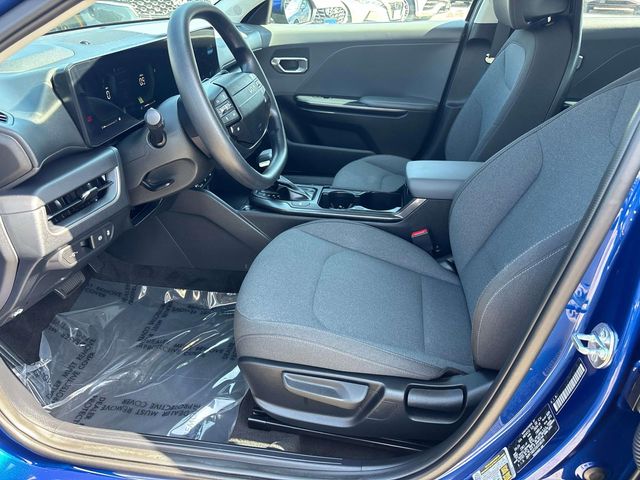 Vehicle image 15 of 32