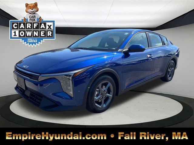 Vehicle image 1 of 32