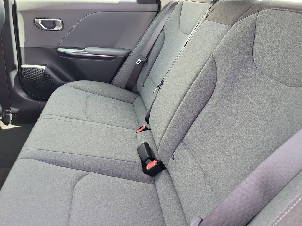Vehicle image 12 of 30