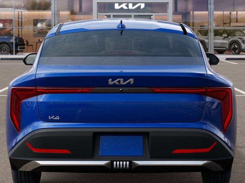 Vehicle image 8 of 27