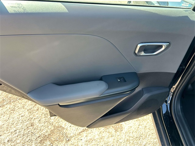 2025 Kia K4 LXS Image 19 of 30