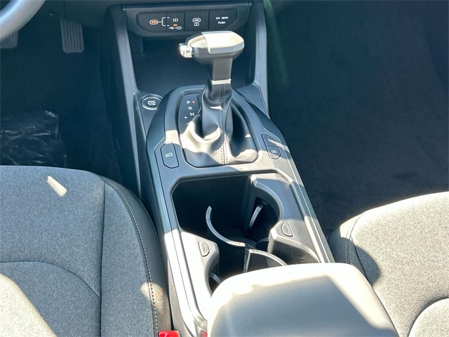 2025 Kia K4 LXS Image 18 of 30