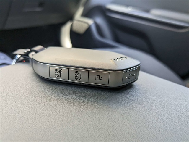 Vehicle image 27 of 27