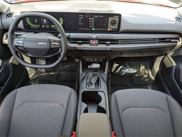 Vehicle image 14 of 27