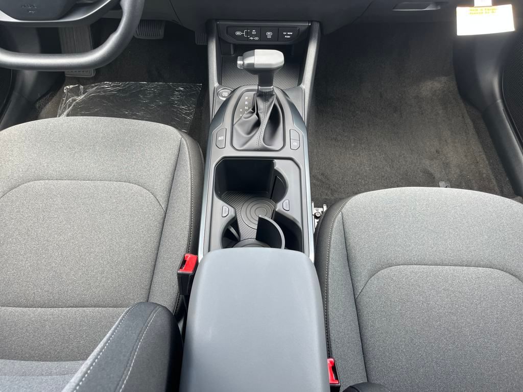 Vehicle image 22 of 33