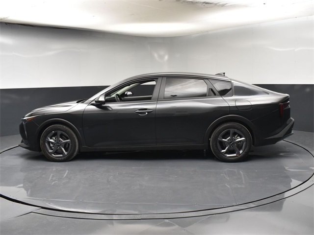 Vehicle image 24 of 47