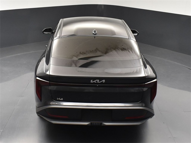 Vehicle image 18 of 47