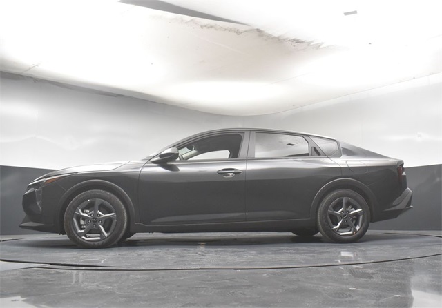 Vehicle image 25 of 47