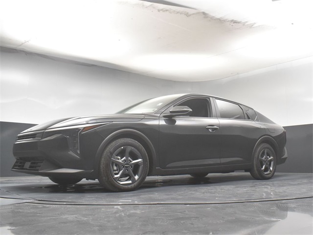 Vehicle image 16 of 47