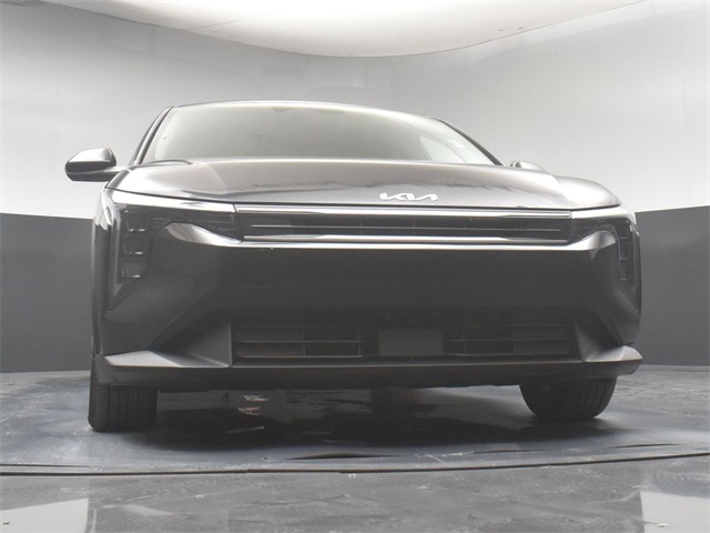 Vehicle image 5 of 47
