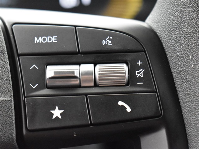 Vehicle image 40 of 47