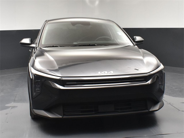 Vehicle image 3 of 47