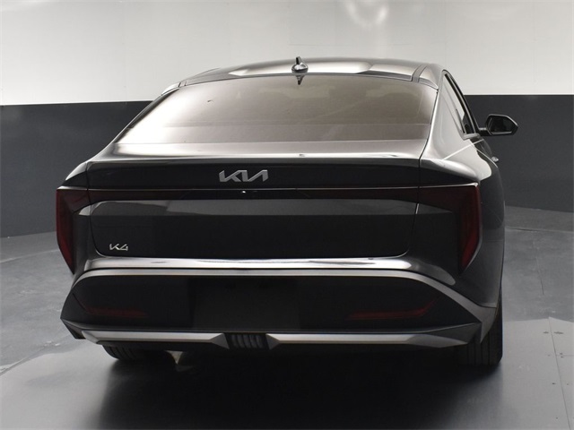 Vehicle image 19 of 47