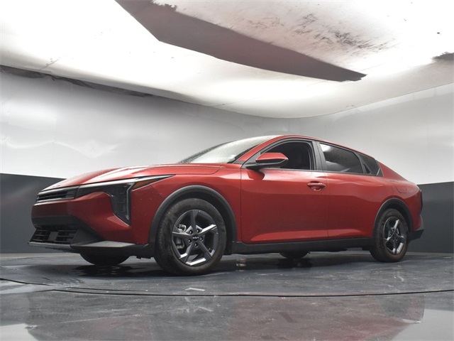 Vehicle image 16 of 46