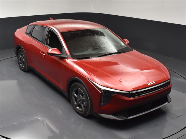 Vehicle image 11 of 46