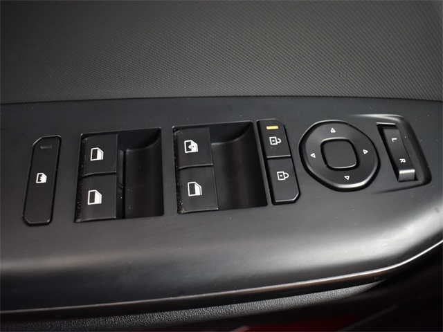 Vehicle image 41 of 46
