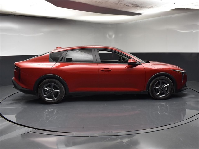 Vehicle image 13 of 46