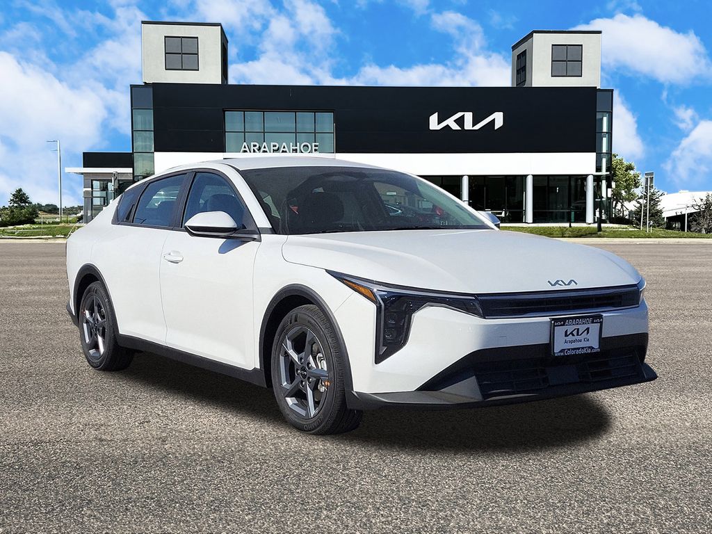 Vehicle image 4 of 28