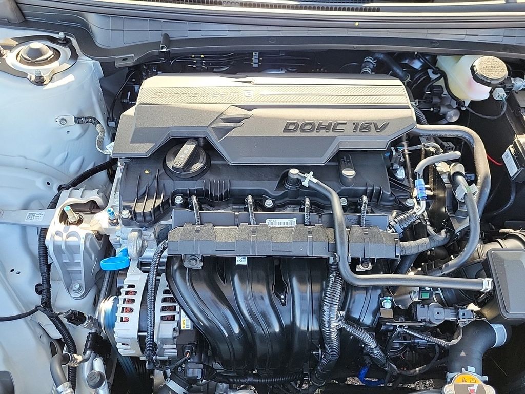 Vehicle image 6 of 28