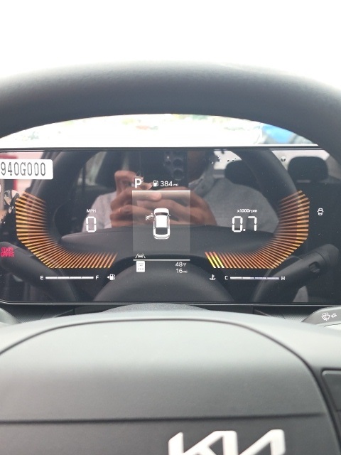 2025 Kia K4 LXS Image 30 of 44