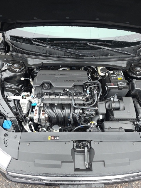 2025 Kia K4 LXS Image 17 of 44