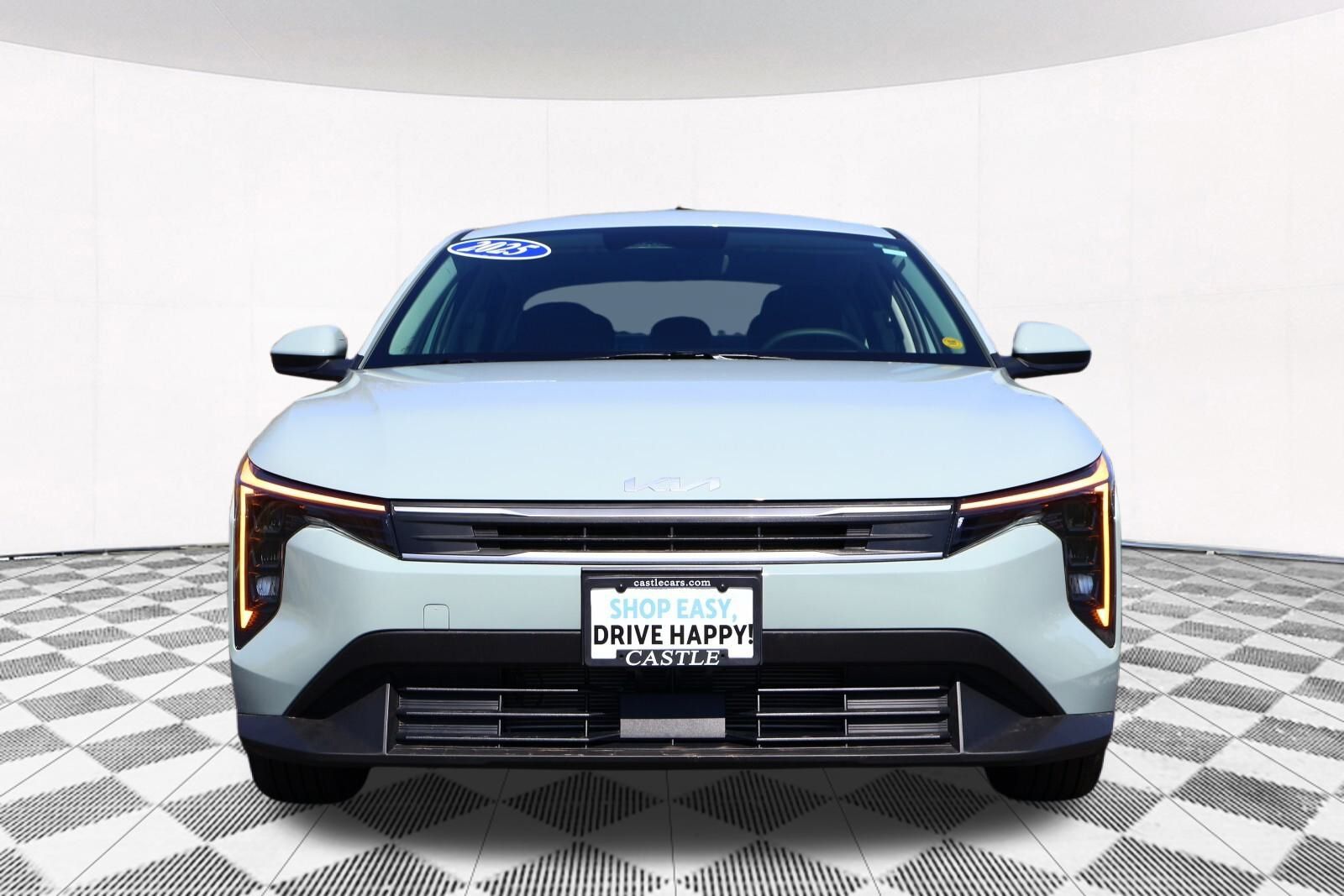 Vehicle image 3 of 29