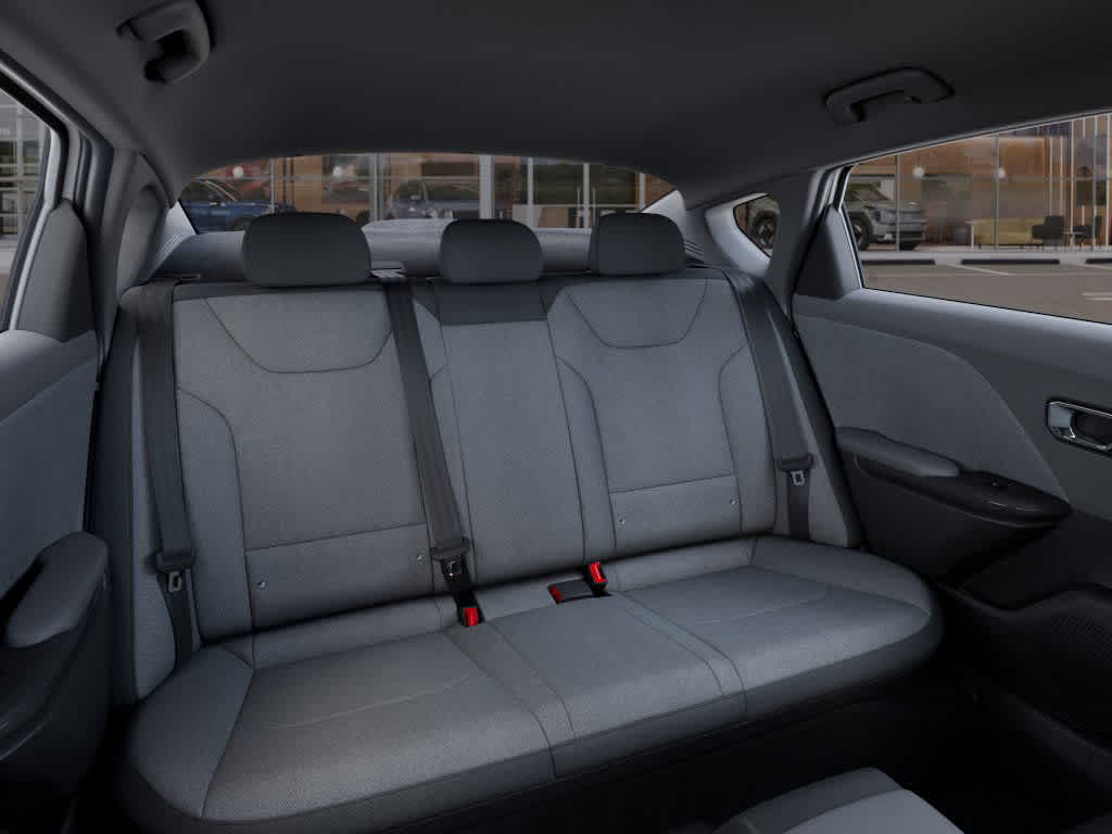 Vehicle image 16 of 27
