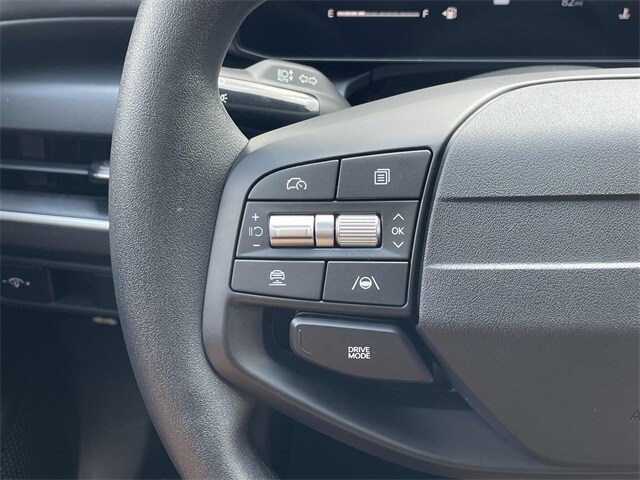 Vehicle image 19 of 20