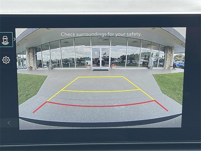 Vehicle image 15 of 20