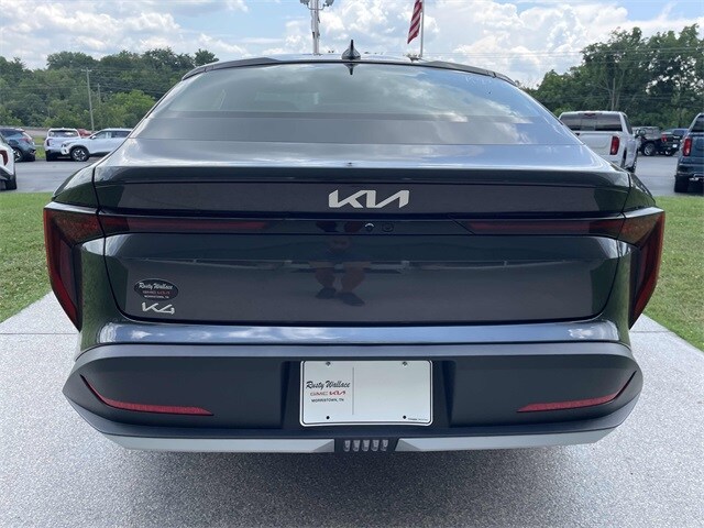 Vehicle image 6 of 20
