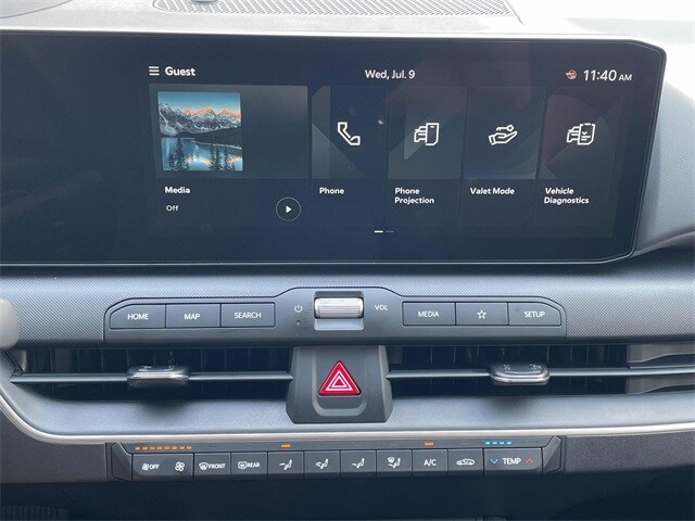 Vehicle image 14 of 20