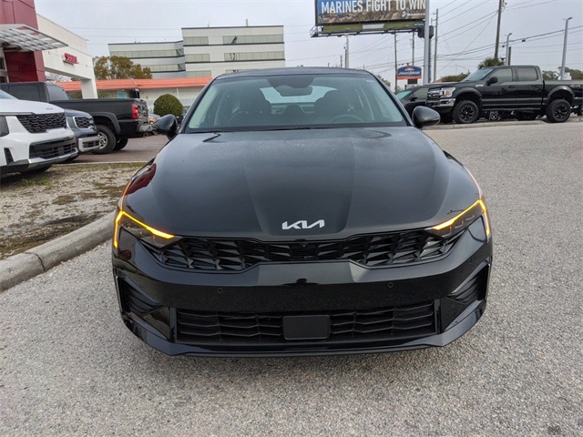 Vehicle image 20 of 23