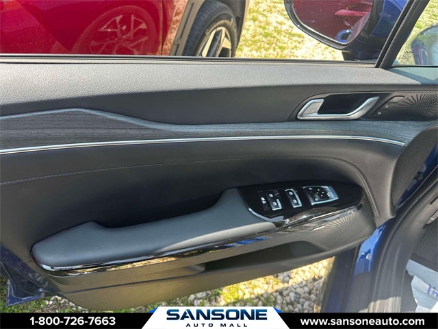 Vehicle image 16 of 34
