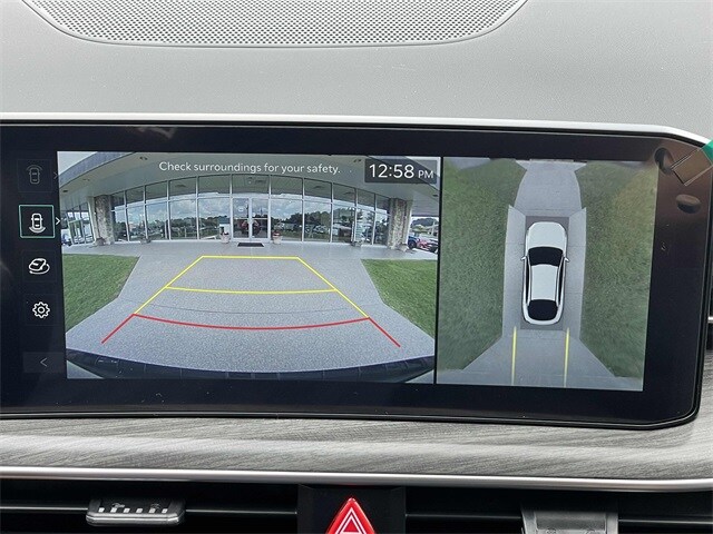 Vehicle image 14 of 20