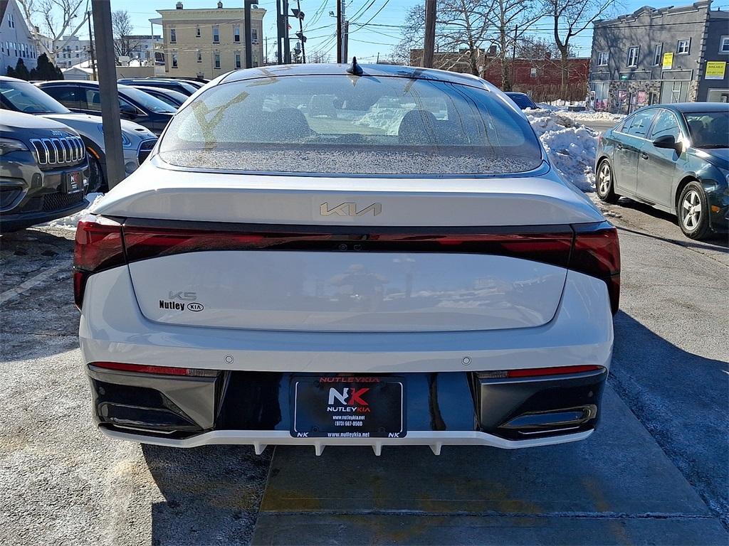 2025 Kia K5 EX Image 6 of 30