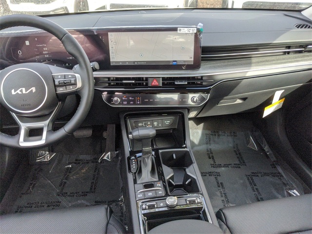 Vehicle image 11 of 23