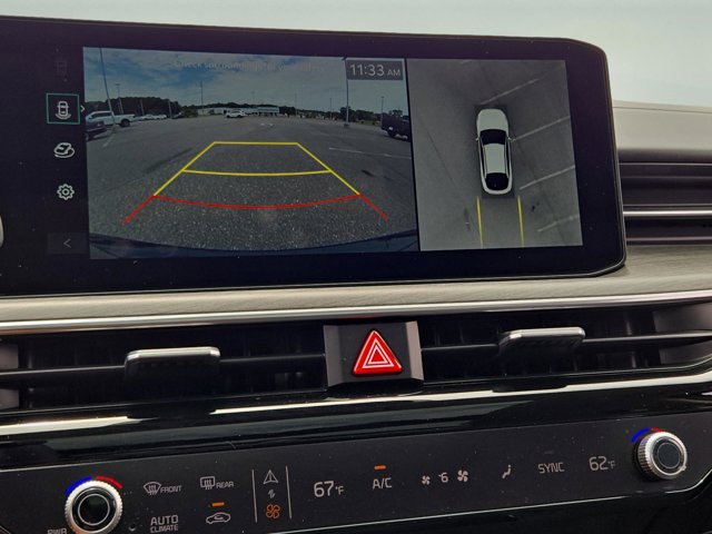 Vehicle image 20 of 29