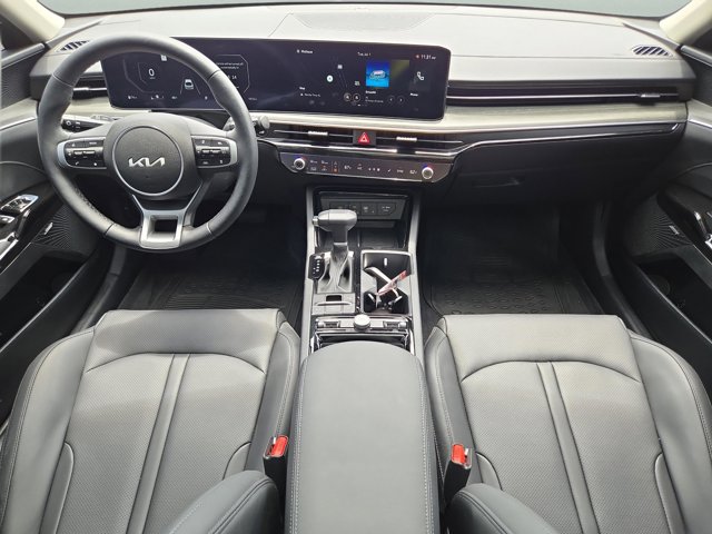 Vehicle image 15 of 29