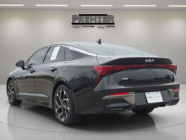 Vehicle image 9 of 29