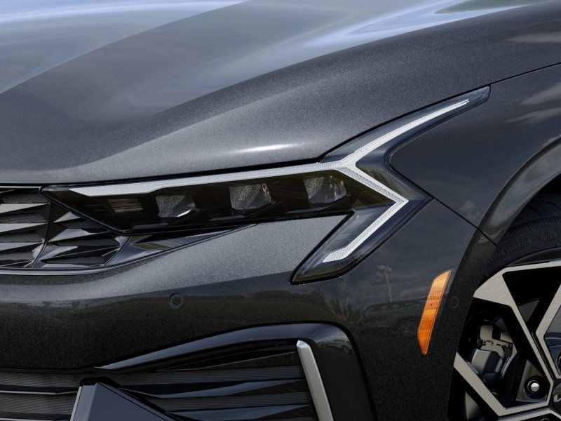 Vehicle image 11 of 27