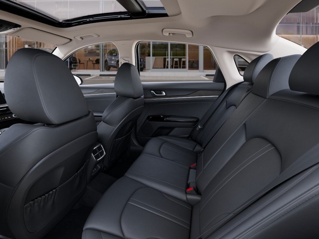 Vehicle image 18 of 27