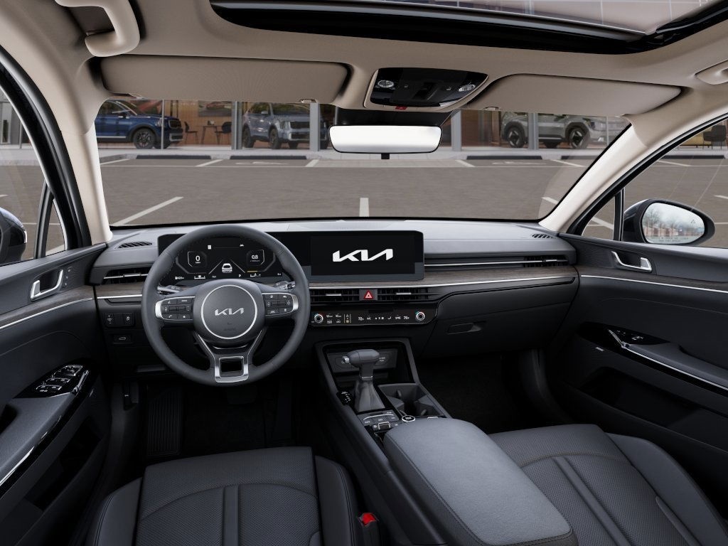 Vehicle image 14 of 27