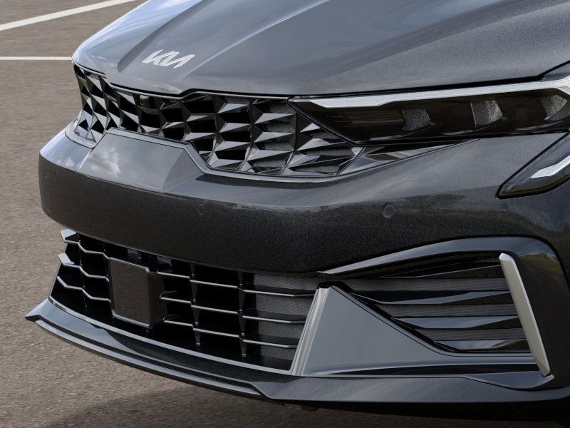 Vehicle image 13 of 27
