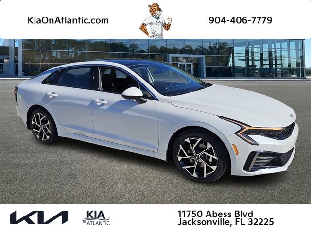 Vehicle image 2 of 22