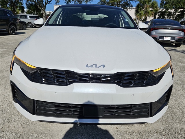 Vehicle image 7 of 22