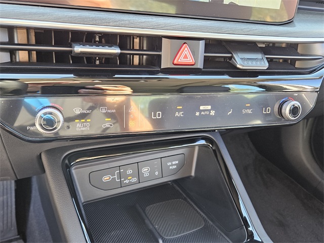 Vehicle image 22 of 22