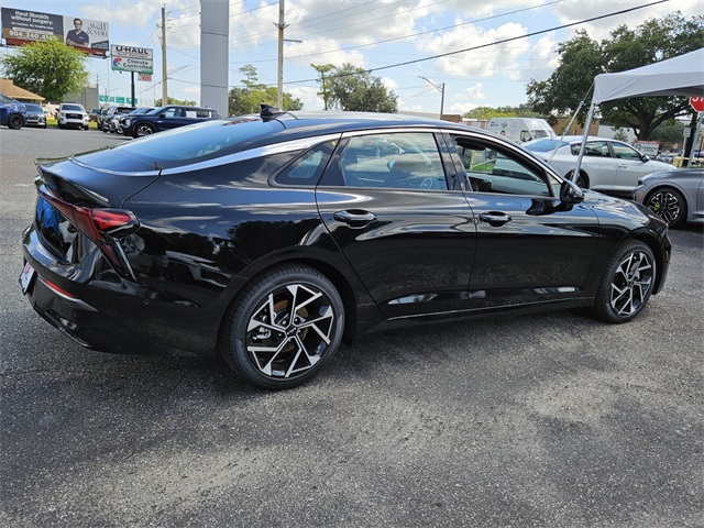 Vehicle image 3 of 22