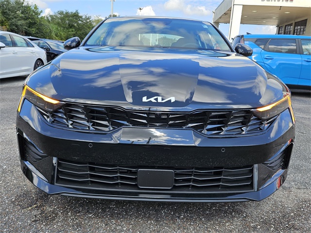 Vehicle image 21 of 22